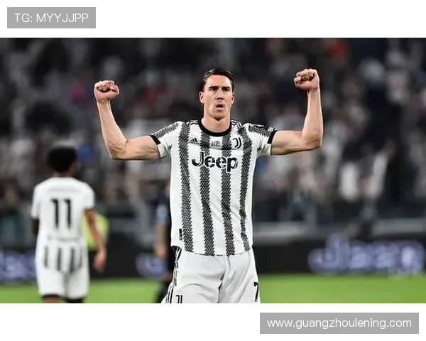 从佛罗伦萨天才到尤文锋线核心：弗拉霍维奇职业生涯全景复盘